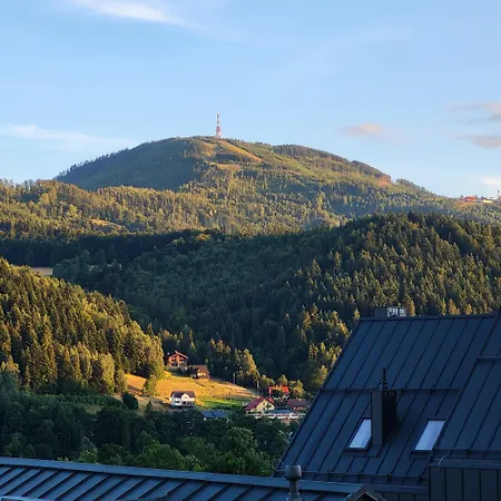 Sloneczny - Widok Na Gory I Skrzyczne Apartment *